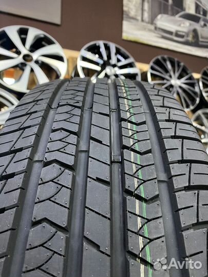 DoubleStar DSS02 235/55 R19 105V