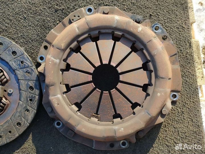 Комплект сцепления toyota corolla e120