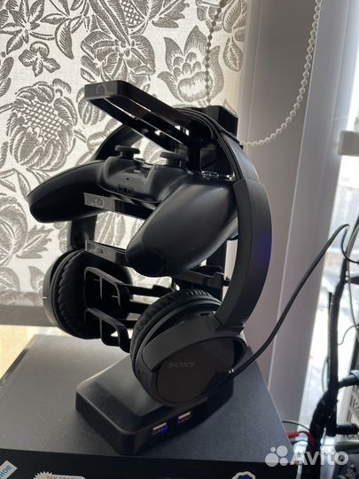 Подставка для наушников, с USB и подсветкой