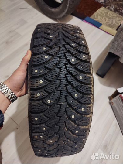 Nokian Tyres Hakkapeliitta 4 185/60 R14 82T