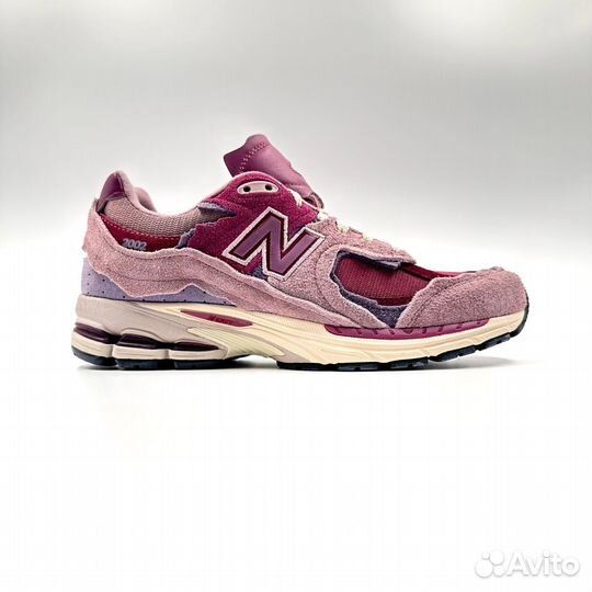 NEW balance 2002R pink