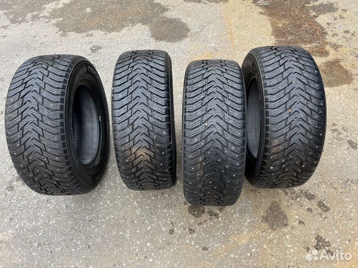 Nokian Tyres Hakkapeliitta 8 SUV 285/60 R18 116T