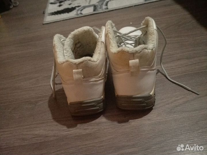 Ботинки женские зимние 38 размера бу