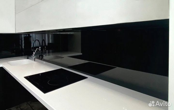 Стеклянный кухонный фартук