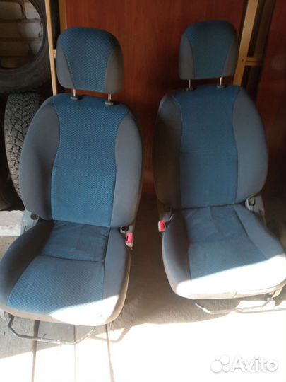 Передние кресла Cherry Tiggo