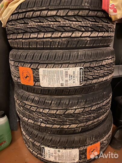 Continental ContiCrossContact LX2 2.25/55 R18