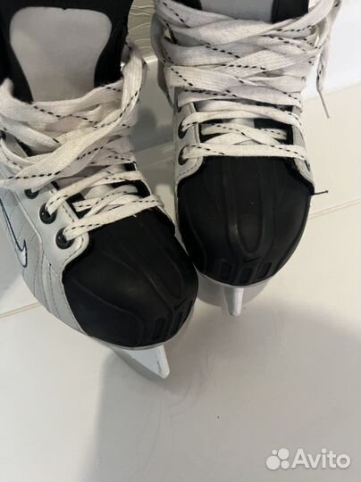 Коньки хоккейные nike bauer р.35