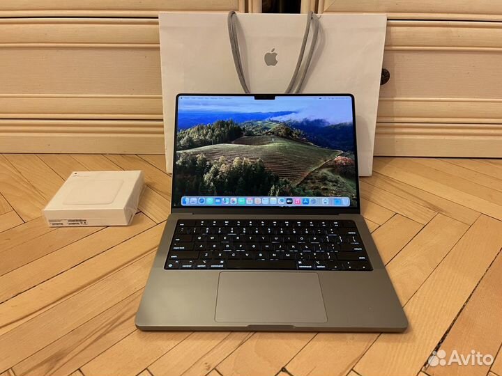 MacBook Pro 14 2023 M2 16Gb 512Gb в идеале