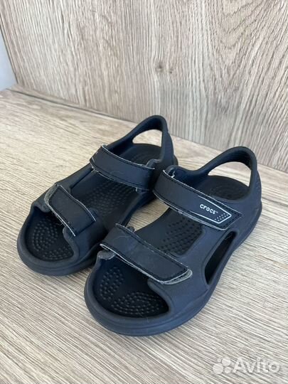 Сандалии crocs c9