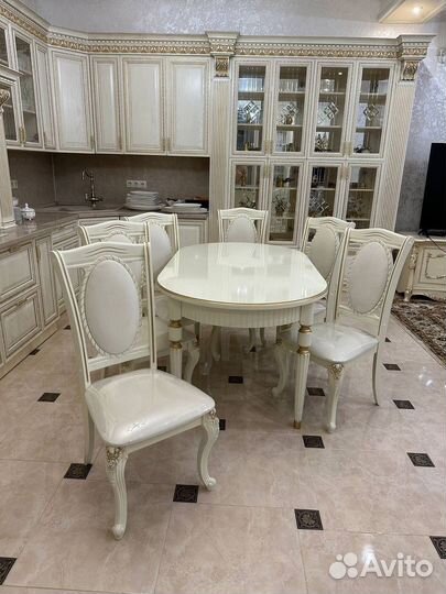 Столы и стулья новые