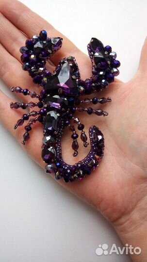 Брошь-скорпион