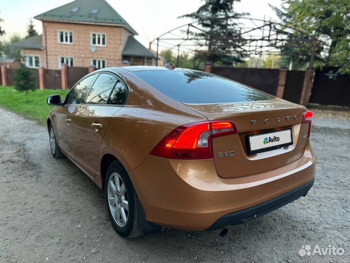 Volvo S60 2.0 AT, 2010, 250 000 км