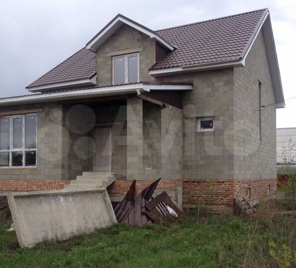 Коттедж 300 м² на участке 15 сот.