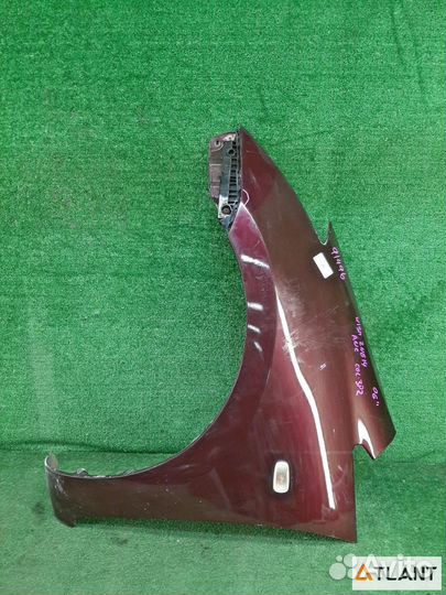 Крыло переднее левое toyota wish