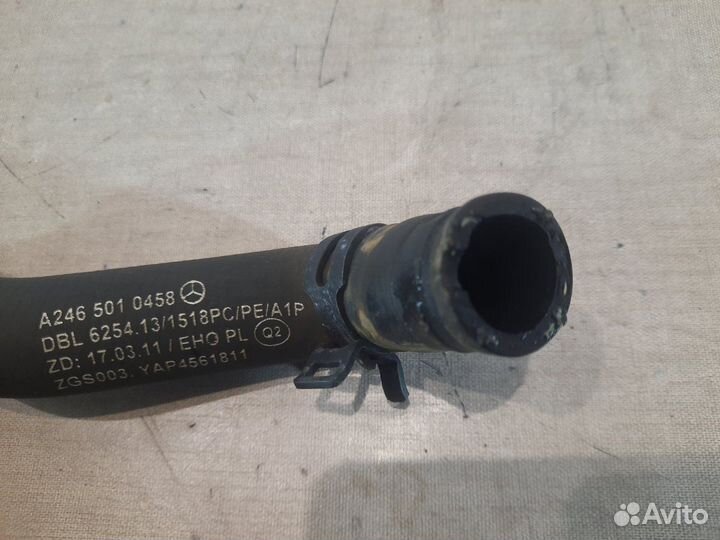 Патрубок Mercedes A180 W176 270.910 2013