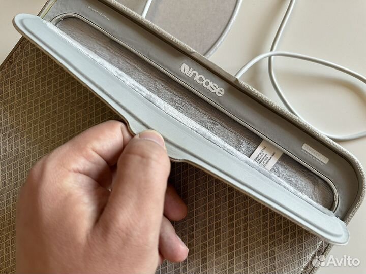 Чехол-конверт Incase для MacBook Pro 13