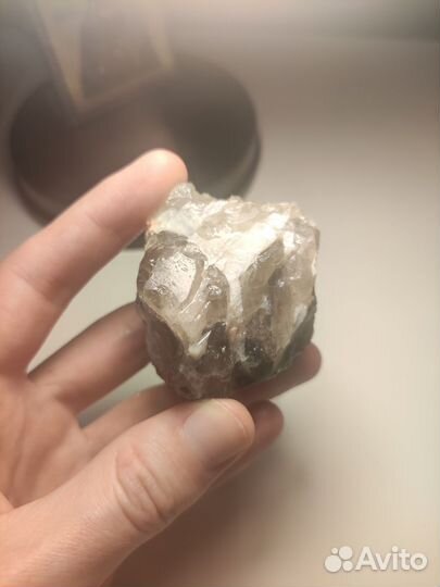 Минерал Беломорит с кварцем