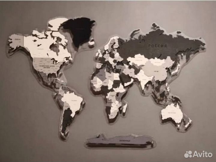 Деревянная карта мира на стену