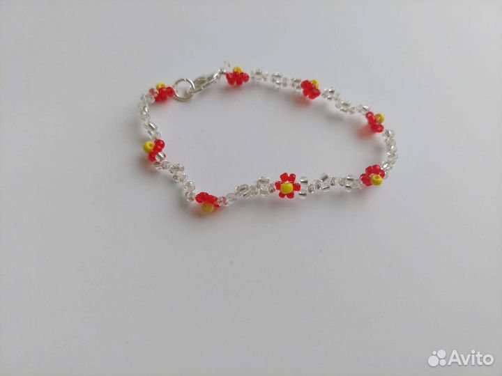 Браслет из бисера