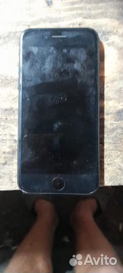 Телефон iPhone 7
