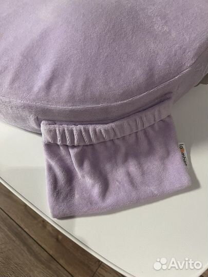 Подушка для кормления loombee