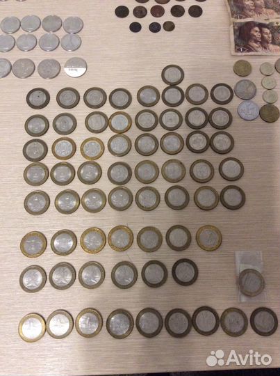 Юбилейные монеты 10 рублей, биметалл