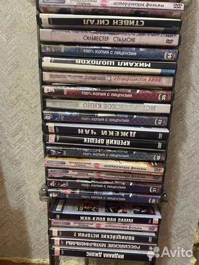 Стойка с двд дисками