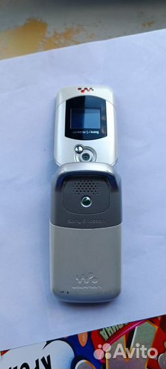 Sony Ericsson W300i