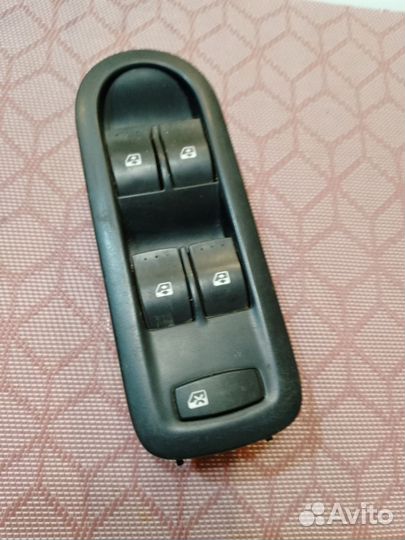 Кнопка стеклоподъемника renault