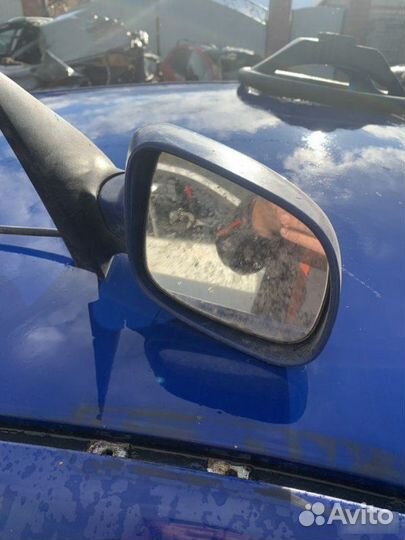 Зеркало правое Skoda Fabia 2005