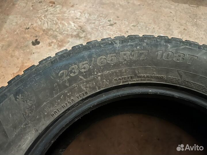 Kumho WinterCraft Ice WI31 235/65 R17 108T