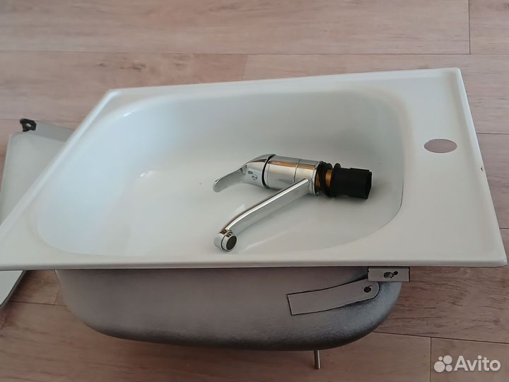 Мойка для кухни новая