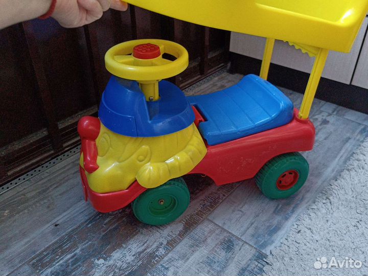 Детская машинка каталка