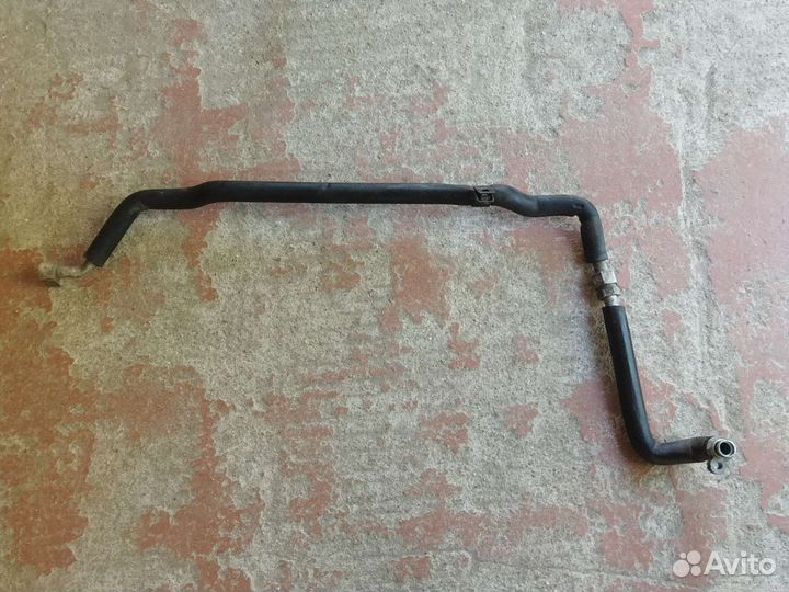 Трубка кондиционера шланг Mitsubishi Pajero II