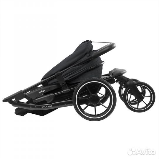 Коляска прогулочная epica LUX S