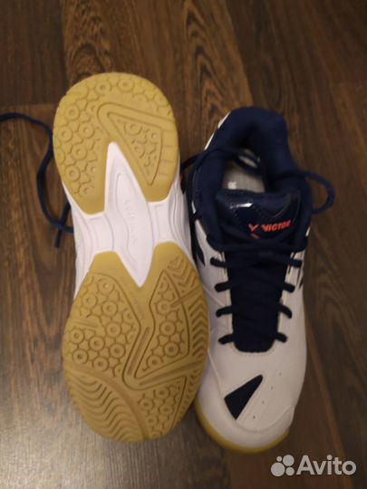 Кроссовки Victor для бадминтона и сквоша, 37 р