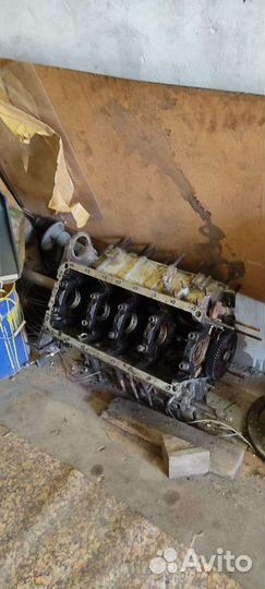 Блок двигателя газ 66, колен.вал