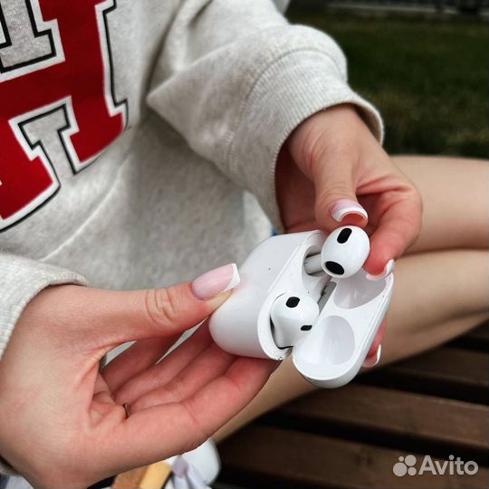 Airpods pro2 высокого качества + чехол в подарок