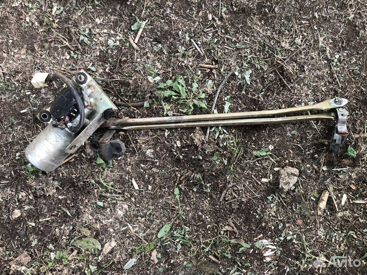 Трапеция дворников 2110