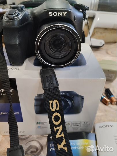 Фотоаппарат Soni Cyber-shot DSC-H100