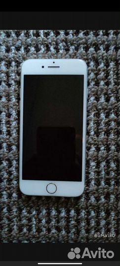 iPhone 7, 32 ГБ