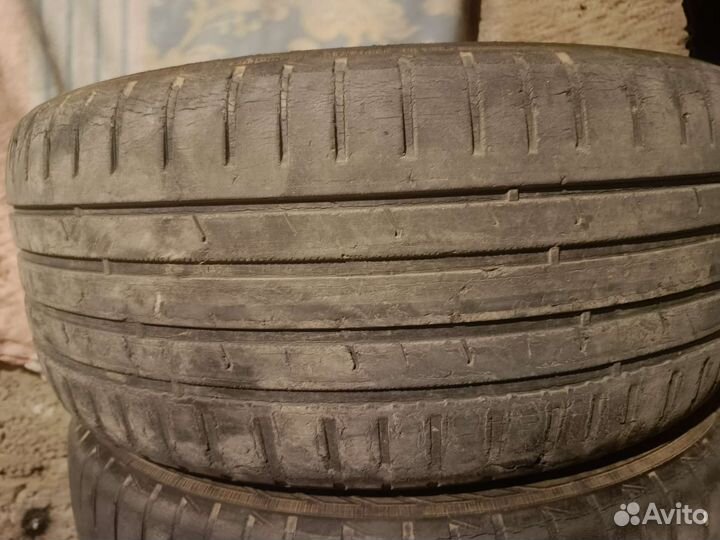 Nokian Tyres Hakka Blue 2 225/50 R17 98W