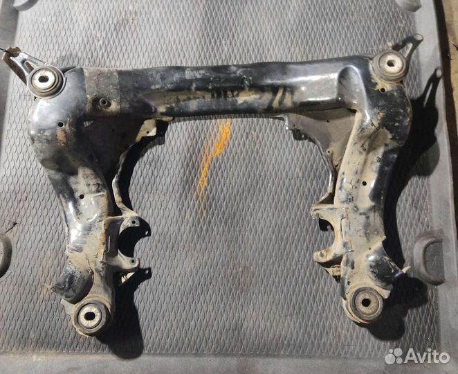 Подрамник передний Audi A6 c5