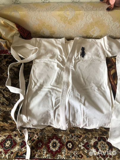 Кимоно для каратэ для мальчика 15-16 лет