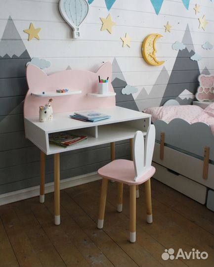 Детский стол и стул