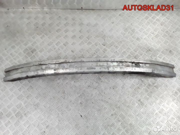 Усилитель переднего бампера VW Passat B5 3B0807113