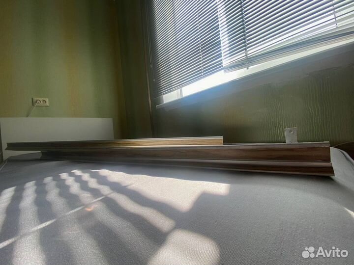 Гардина алюминиевая настенная