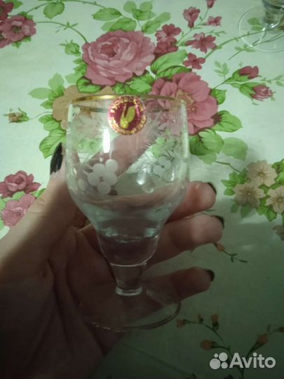 Рюмка на ножке