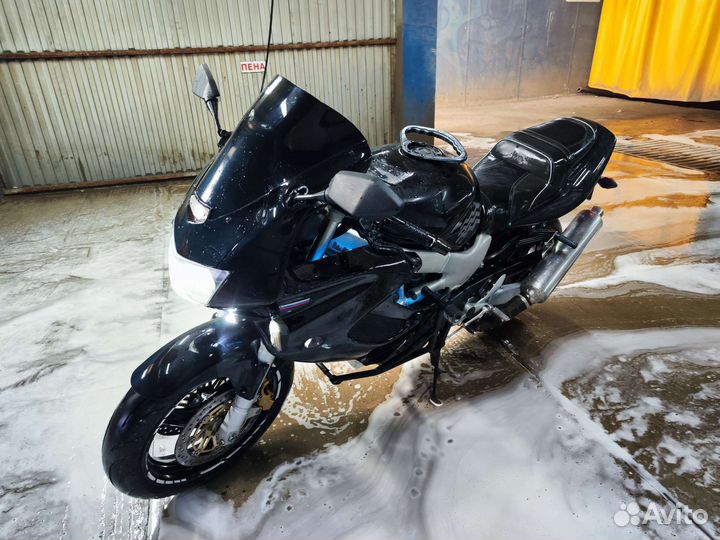 Honda vtr1000f