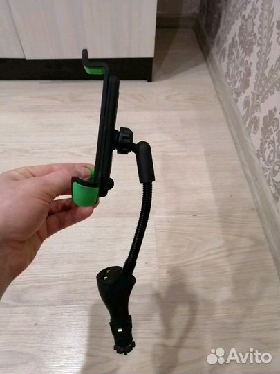 Автомобильный держатель для телефона